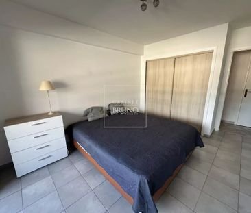 Location Appartement 2 pièces 53m² LE CANNET 06110 - Photo 6