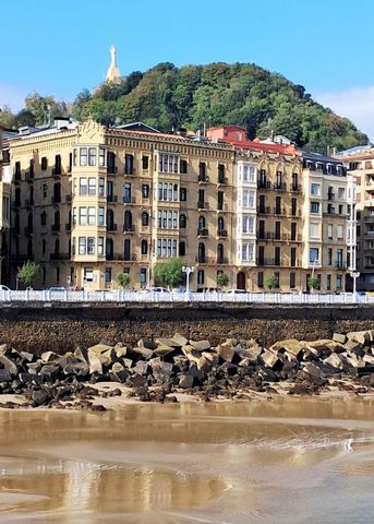 Alquiler de piso en Parte Vieja - Foto 4