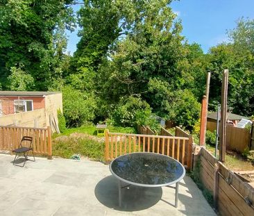 House of multiple occupation to rent - Photo 6