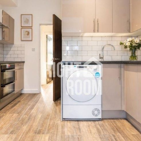 1 bedroom in a house share to rent - Photo 1
