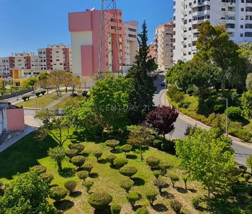 Apartamento T2 Remodelado em Odivelas – Modernidade e Conveniência ... - Photo 5