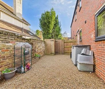 Ray Park Avenue, Maidenhead, Berkshire, SL6 - Photo 5