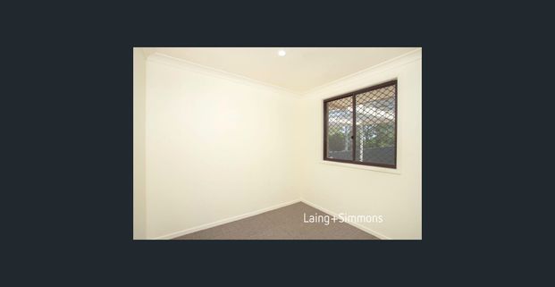 Large Family Home! - Photo 1