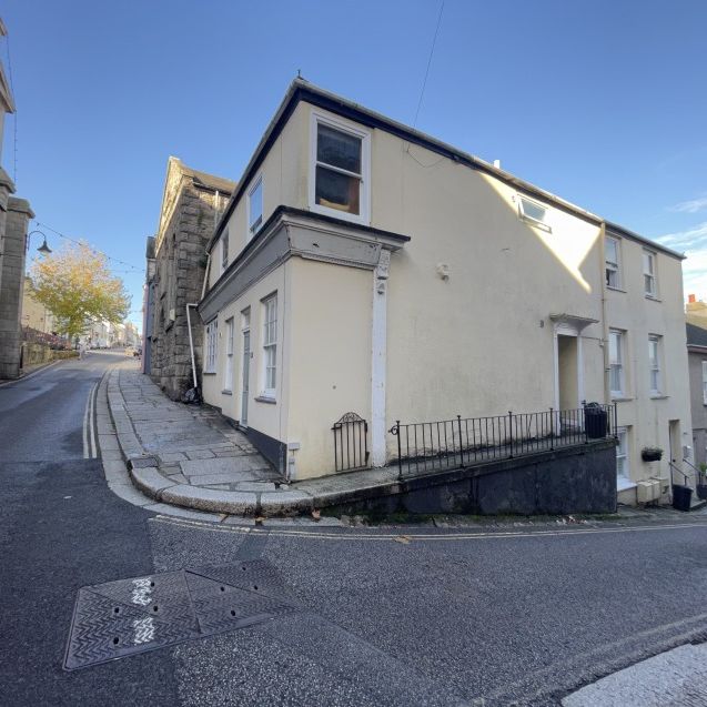 St Gluvias Street - Penryn - Photo 1