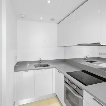 Apartment to Rent: Vantage Building, High Point Village, UB3 - Photo 3