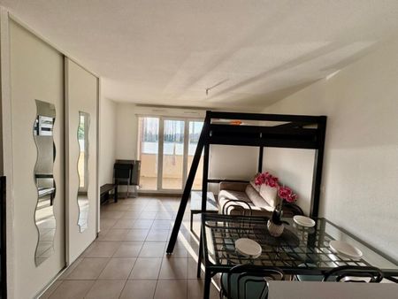 STUDIO MEUBLE A LOUER A ROANNE - MULSANT - Photo 2