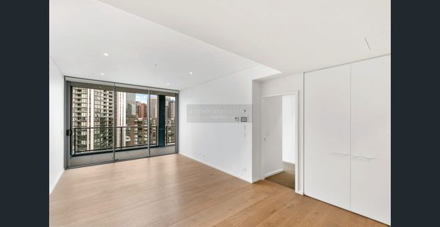 Two-Bedroom Apartment In "St Leon" Building - Photo 1