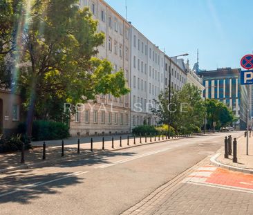 Warszawa, Śródmieście, ul. Wojciecha Górskiego - Фото 3