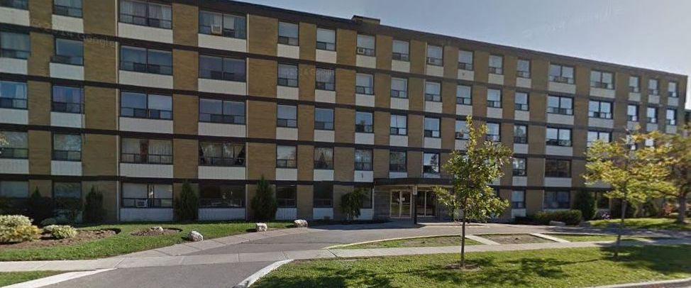 15 Leslie Street - Photo 1