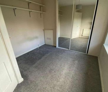 Grafton Road, Dagenham, RM8 - Photo 2