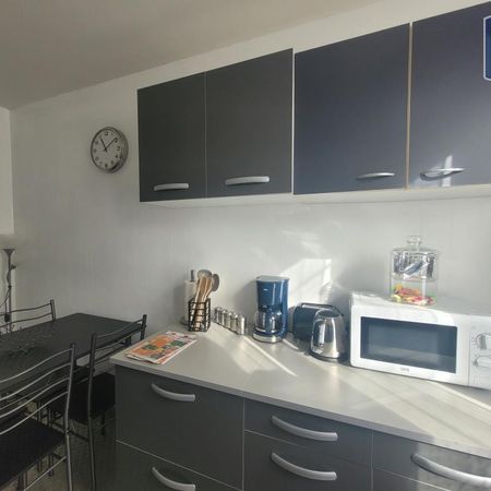 Location Appartement 1 pièce 33m² ST NAZAIRE 44600 - Photo 3