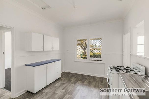 Charming 2-Bedroom Home in Calista - Photo 1