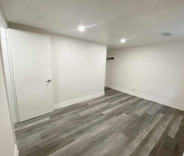 For Lease - 36 Mintwood Drive, Toronto, Ontario - Photo 5