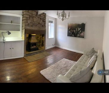2 bedroom end of terrace house to rent - Photo 3