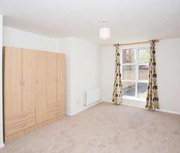 Available unfurnished from 28/11/2025 - Photo 6