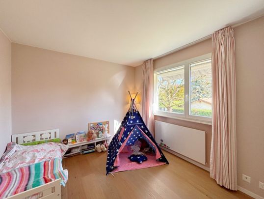 Magnifique villa 6p / 4 CHB + bureau / Jardin avec piscine - Photo 1