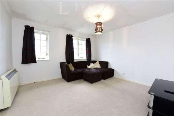 Shaw Drive, Walton On Thames, Surrey, KT12 - Photo 1