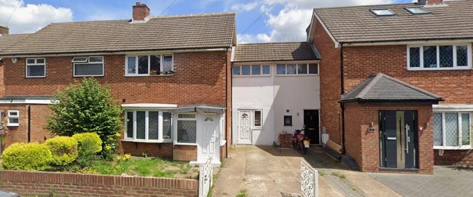 1 bedroom in a house share to rent - Photo 1