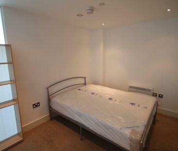 1 bedroom flat to rent - Photo 6