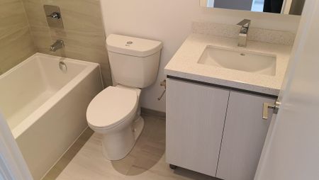 For Lease - 396 Highway 7 Road Unit# 717, Richmond Hill, Ontario - Photo 4