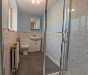 2 bedroom terraced house to rent - Photo 3