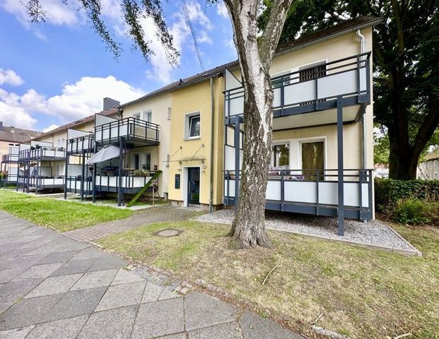 Mitten drin: 2-Zimmer-Wohnung in zentraler Lage - Photo 1