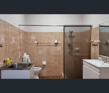 2/28 Court Road, Fairfield, NSW 2165 - Photo 2