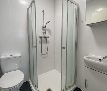 1 bedroom bedsit to rent - Photo 3