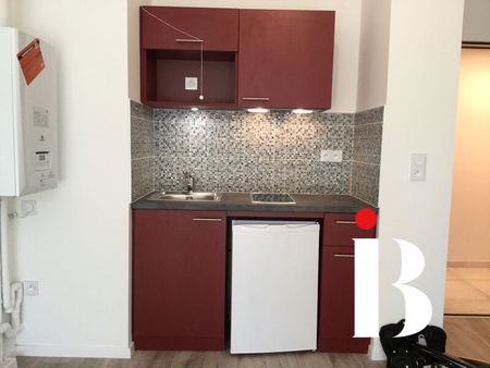 Location Appartement 2 pièces 41m² ST SEBASTIEN SUR LOIRE 44230 - Photo 2
