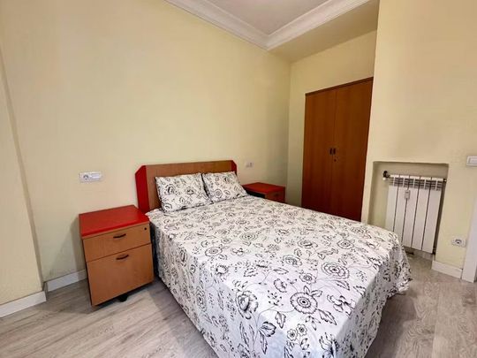 Paseo de Santa María de la Cabeza, Madrid, Community of Madrid 28045 - Foto 1