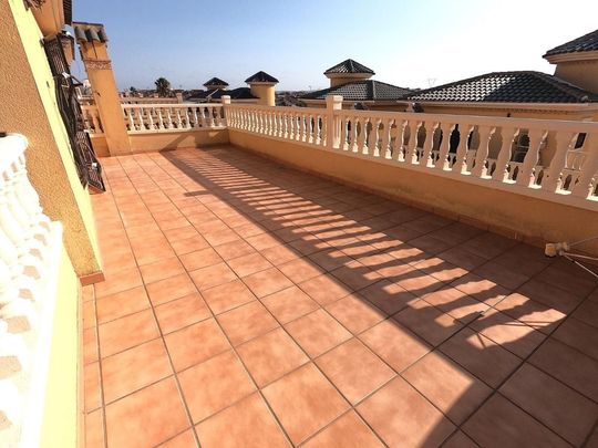 3 room luxury Villa for rent in Algorfa, Spain - Photo 1