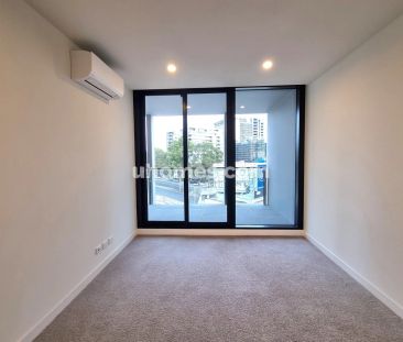 2Bedrooms, 2Bathrooms - Photo 2