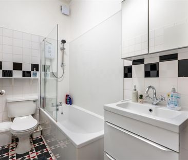 4 bed maisonette to rent in Chester Crescent, Sandyford, NE2 - Photo 4