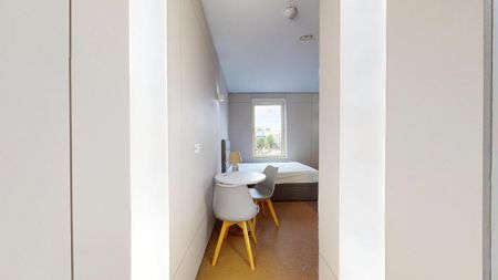 Studio to rent - Photo 5