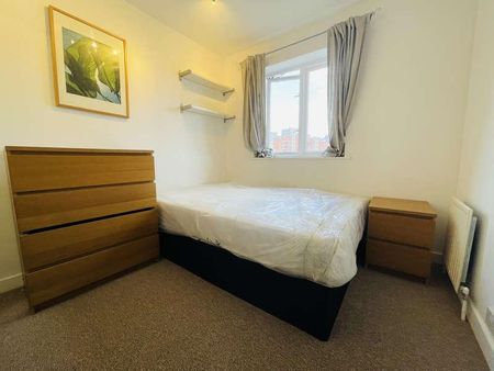 Old Bell Gate Place, London, E14 - Photo 4
