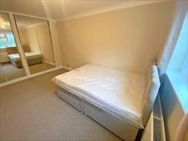 Room in a Shared House, Downs Road, LU1 - Photo 2
