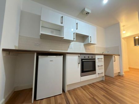 Studio to rent - Photo 4