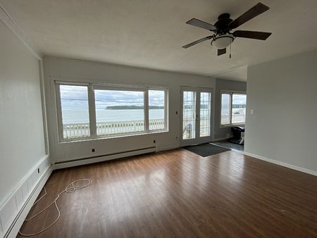 CHARMING 3-BED, 1-BATH SEASIDE FLAT | 1754 SHORE ROAD, EASTERN PASSAGE | $2,495 INCLUDES OIL AND WATER AVAILABLE NOW – OCEAN VIEWS, STEPS TO FISHERMAN’S COVE & BEACHES - Photo 2