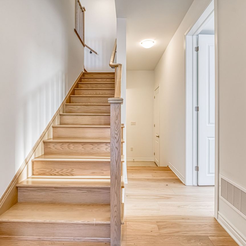 For Lease - 7 Sweet Pear Street, Markham, Ontario - Photo 1