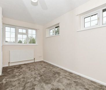 1 bedroom link detached house to rent - Photo 1