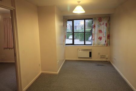 1 bedroom flat to rent - Photo 4