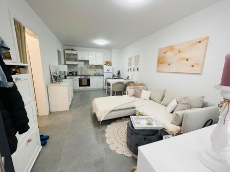 Attraktive Single-Wohnung in ruhiger Lage mit Einbauküchen - Foto 4