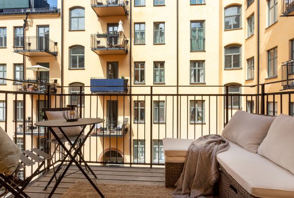 Surbrunnsgatan, Stockholm - Photo 1