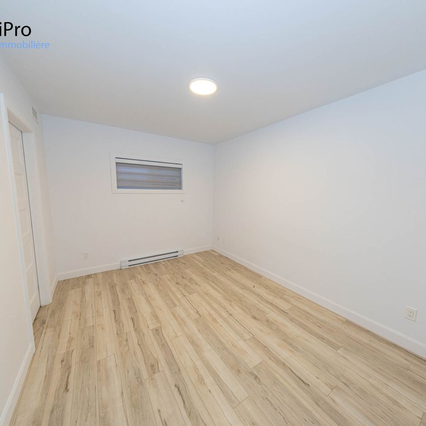 10-24 8e rue / 770-796 1re avenue - Photo 1