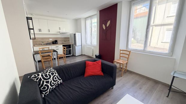 Location Appartement 2 pièces 40m² LE CREUSOT 71200 - Photo 1