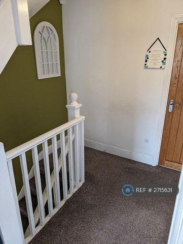 3 bedroom terraced house to rent - Photo 4