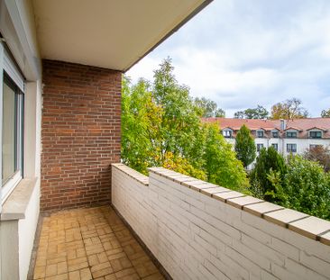 Frisch renoviert und mit Balkon! - Photo 6