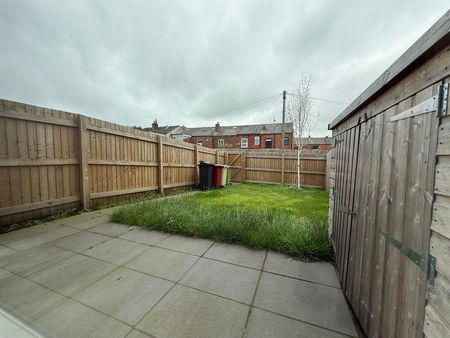 3 Bedroom House To Rent - Photo 3