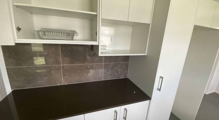 9 Malmo Place, Manurewa - Photo 3