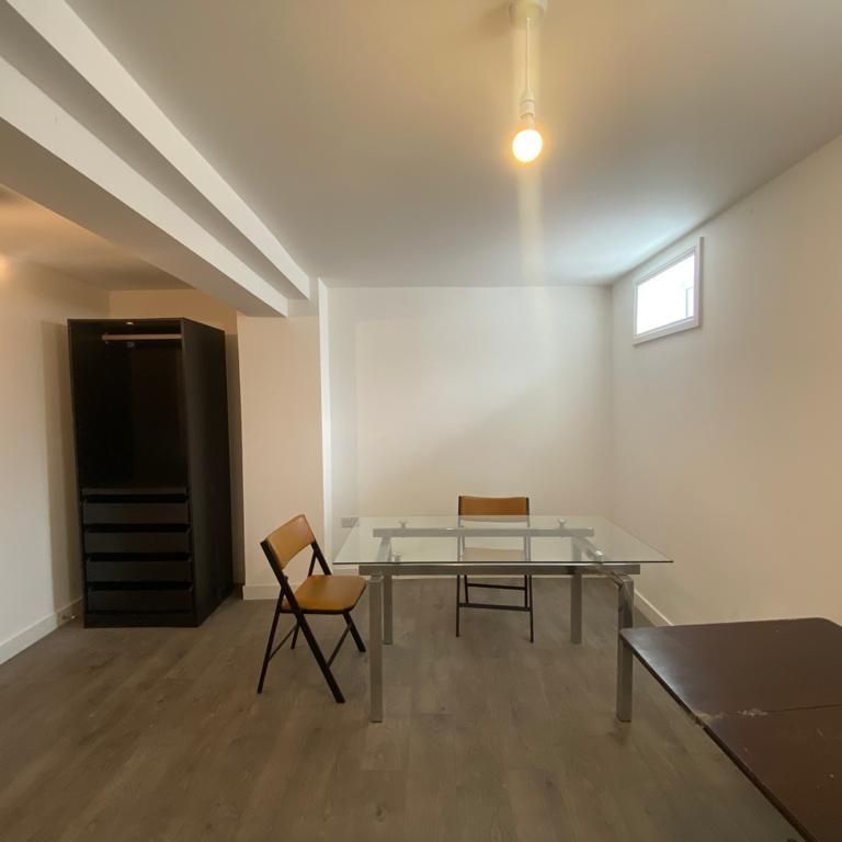 Studio to rent - Photo 1